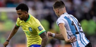 Depois de brigas, Brasil passa vergonha e perde para Argentina nas eliminatórias da Copa do Mundo