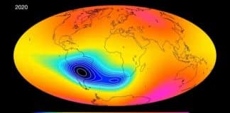 Anomalia magnética do Atlântico Sul está se dividindo em duas, revela professor da USP