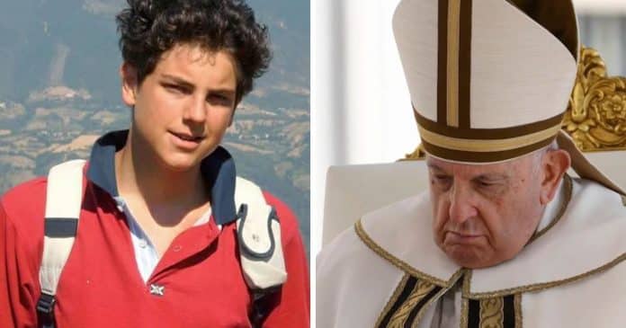 Papa Francisco reconhece milagre de jovem “influenciador de Deus”: Primeiro santo da geração Millennial