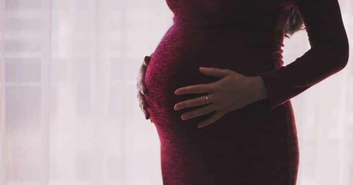 Justiça de SP autoriza interrupção parcial de gravidez de quíntuplos devido a risco à mãe
