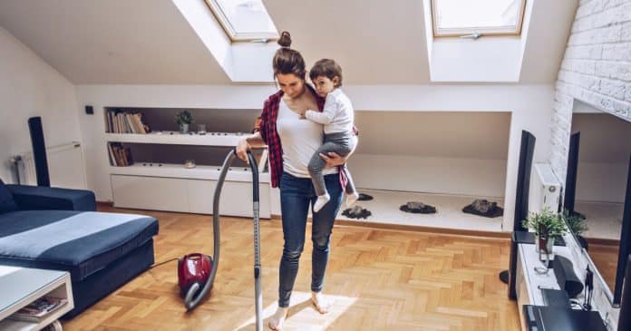 Por que ser mãe que fica em casa é o TRABALHO MAIS DIFÍCIL, segundo a ciência