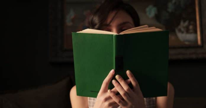 7 livros para ler que farão você se sentir muito mais inteligente