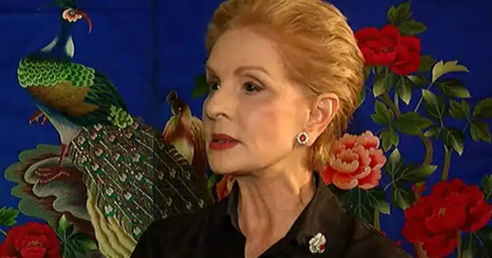 Carolina Herrera causa polêmica ao revelar o tipo de sapato que nenhuma mulher deve usar: “Horrível”