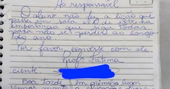 Professora recebe resposta chocante após enviar bilhete cobrando pais por tarefas do filho